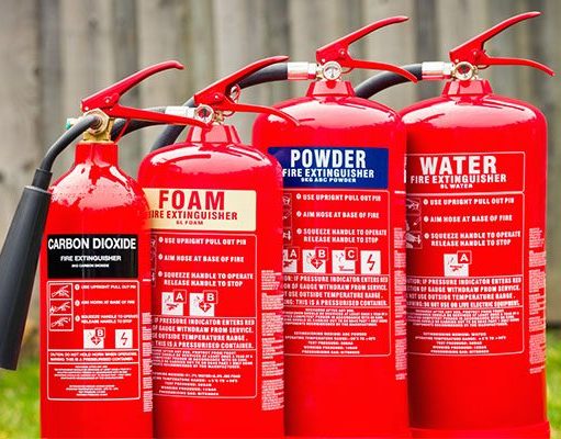 3 Jenis Alat Pemadam Kebakaran dan Kegunaannya alat pemadam kebakaran